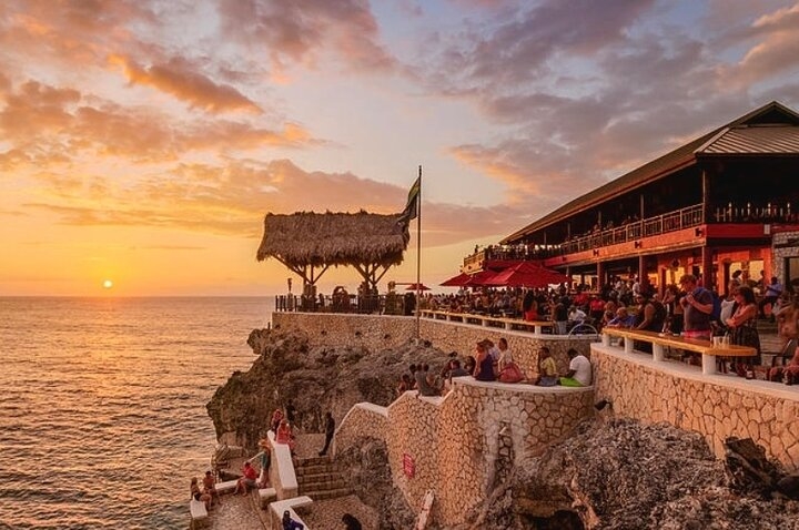 Negril Seven Mile beach and Rick’s Cafe from Montego Bay