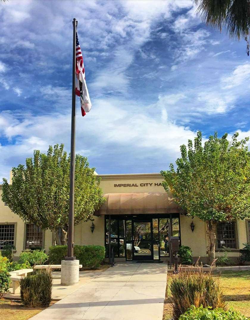 Places to Eat & Drink in Imperial, California