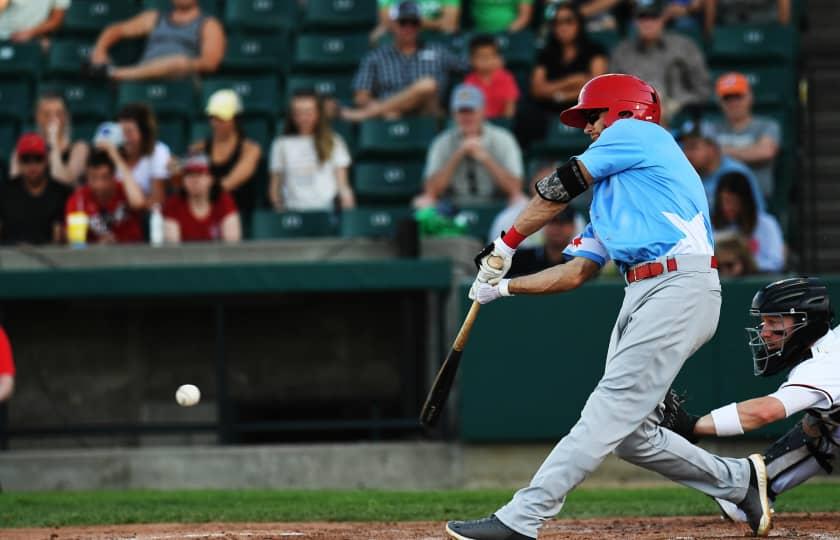 Chicago Dogs at Sioux City Explorers