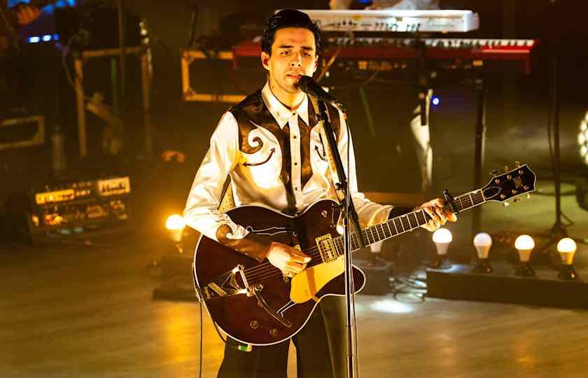 Stephen Sanchez With Support From Stephen Day