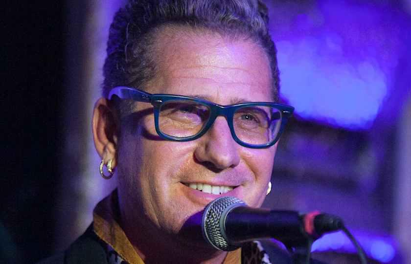 Lee Rocker of The Stray Cats