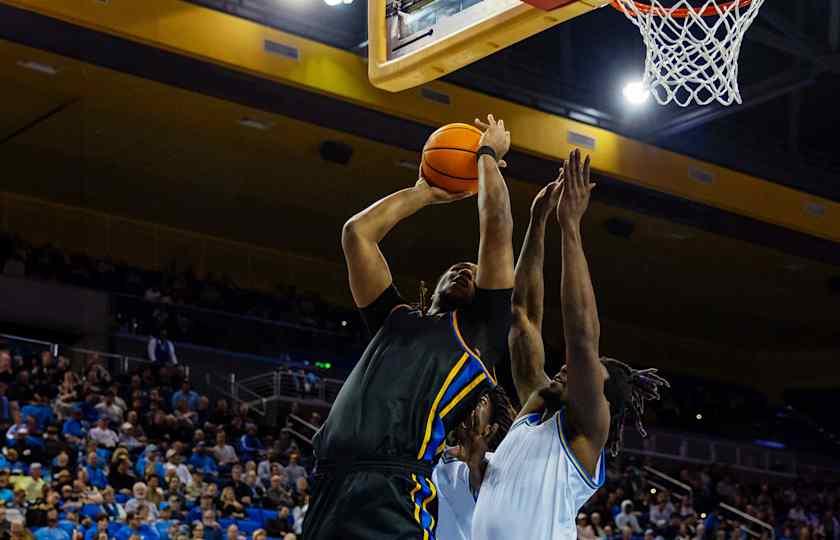 UC Santa Barbara Gauchos at UC Riverside Highlanders Basketball