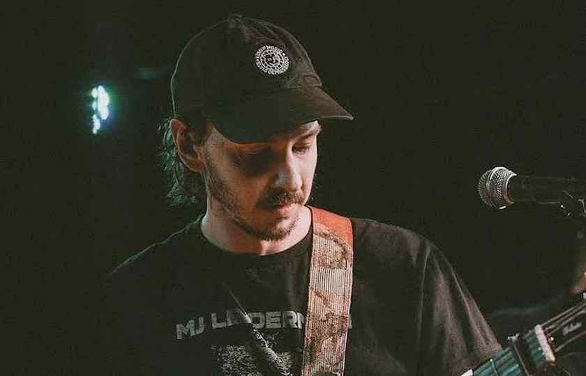 Coma Cinema with Trace Mountains