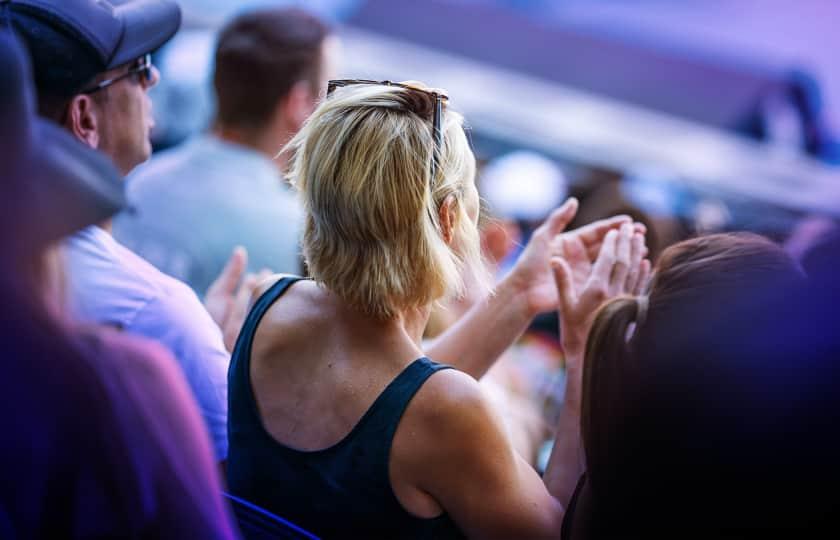 Thoroughbred Racing - Opening Weekend