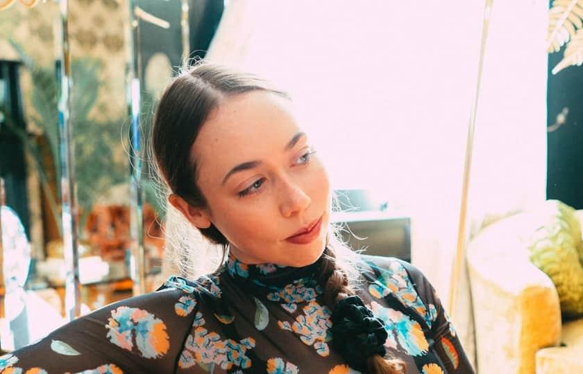 Sarah Jarosz w/ Le Ren