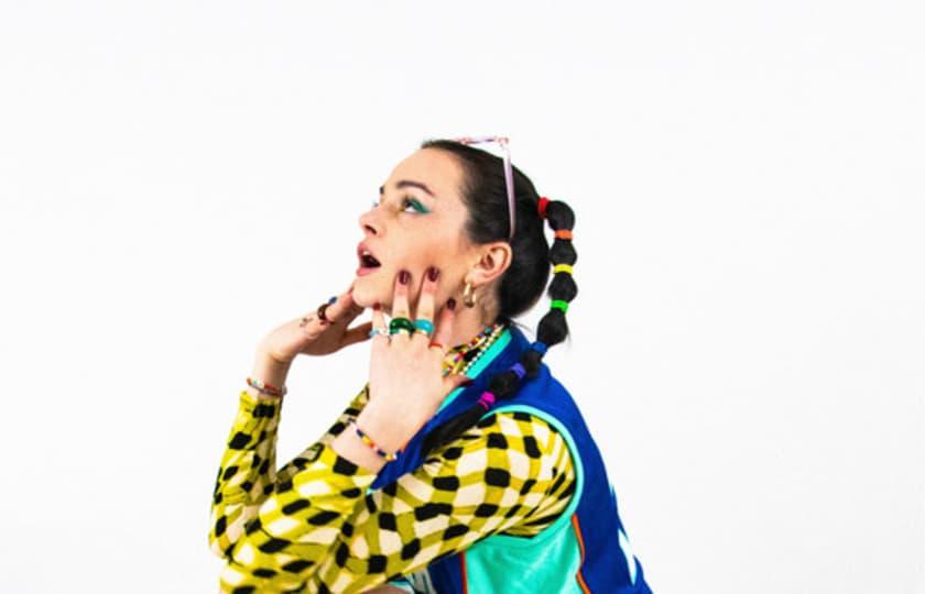 rlyblonde, Spicy Dreams, Ella Galvin