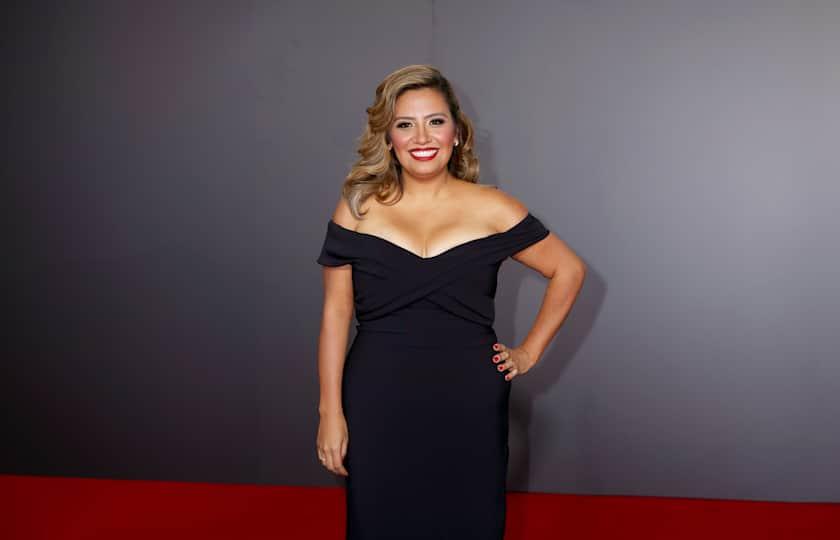 Cristela Alonzo: The Midlife Mixtape Tour