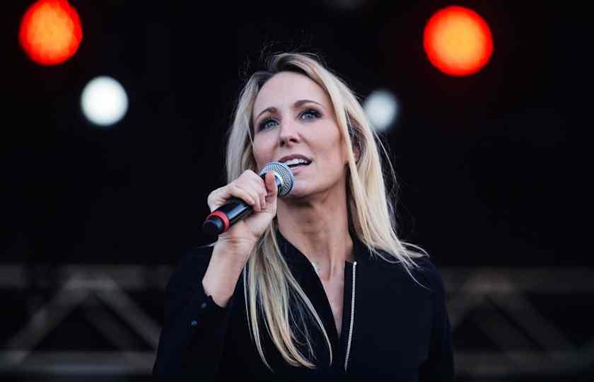 Nikki Glaser, Pete Lee, London Brown plus Felix and Friends!