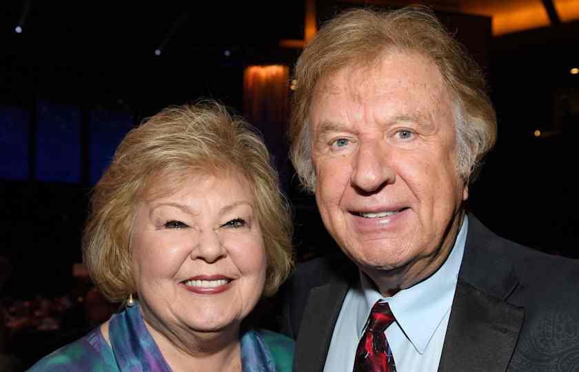 Bill & Gloria Gaither and Friends Homecoming