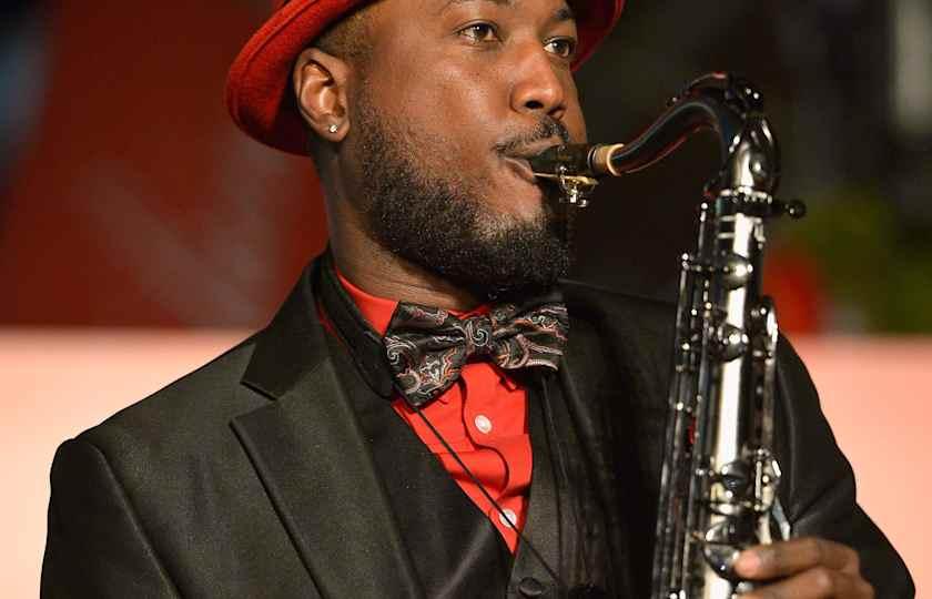 RING IN THE NEW YEAR WITH ELAN TROTMAN