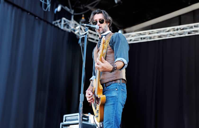 Roger Clyne & The Peacemakers