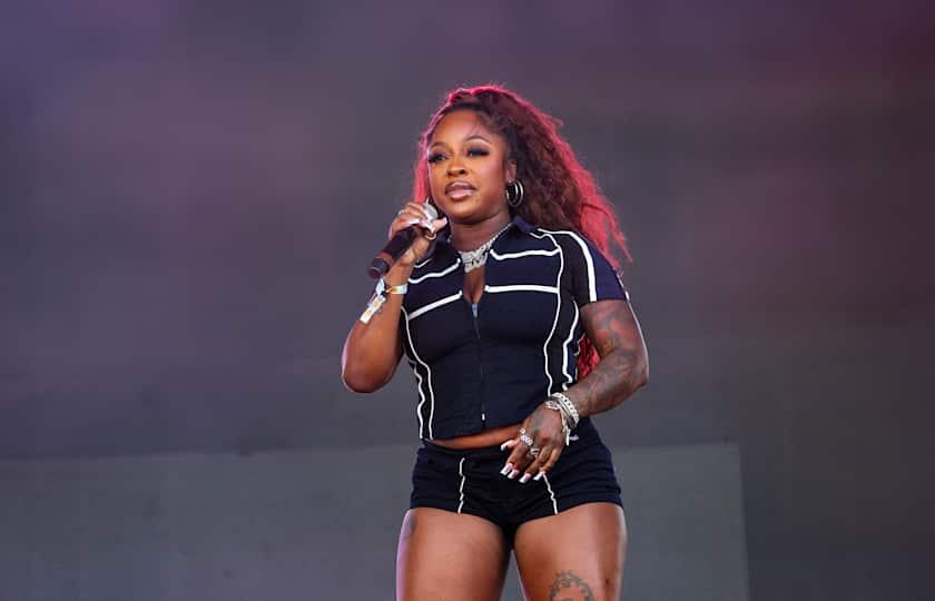 KenTheMan: Kinda Famous 2our