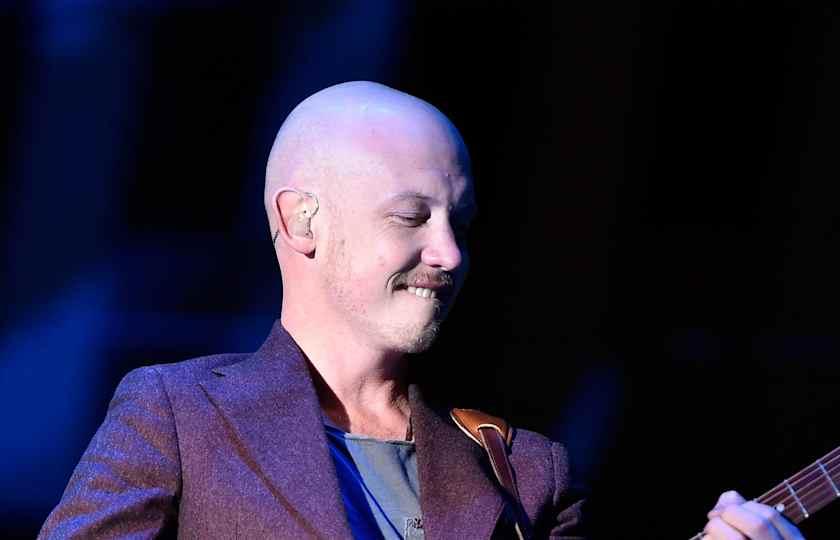 ISAAC SLADE (Formerly of the Fray)