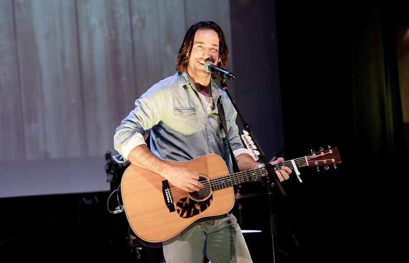 Jake Owen with 127 North