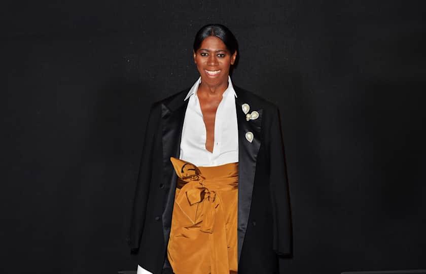 LPN! 12.25 CHRISTMAS DAY - THE GIFT LEYVA + JAY ALEXANDER