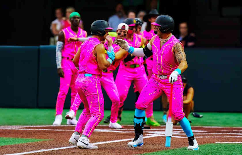 Texas Tailgaters at Party Animals