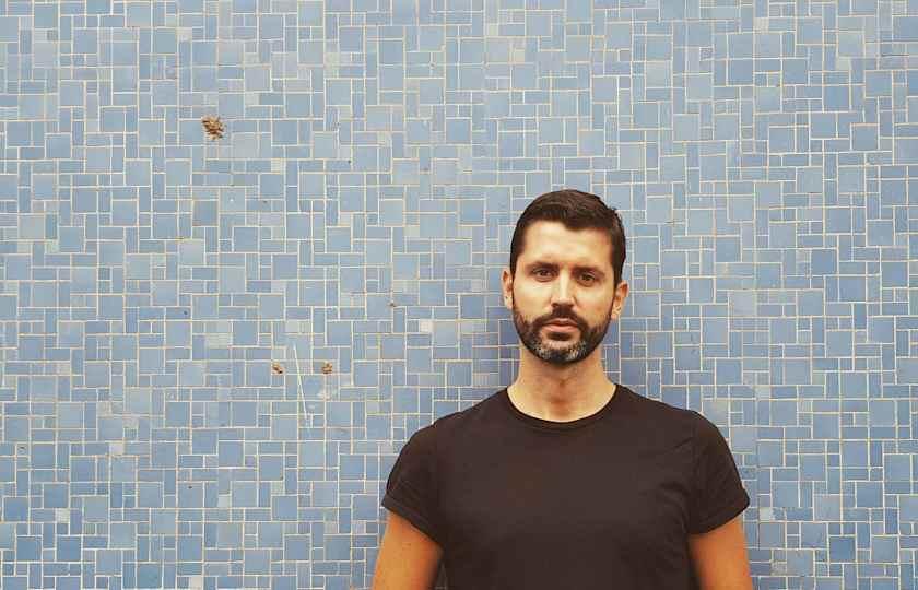 Ryan Davis & the Roadhouse Band