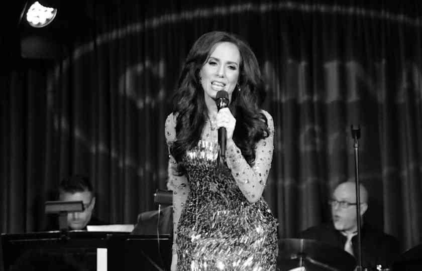 Deborah Silver:  Swingin' through the holidays featuring songs from Basie Rocks