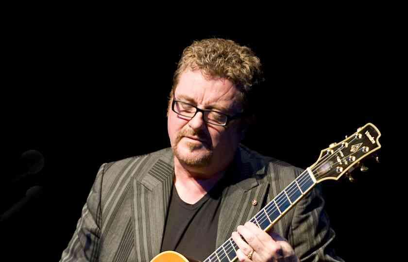 Martin Taylor's New York Guitar Retreat