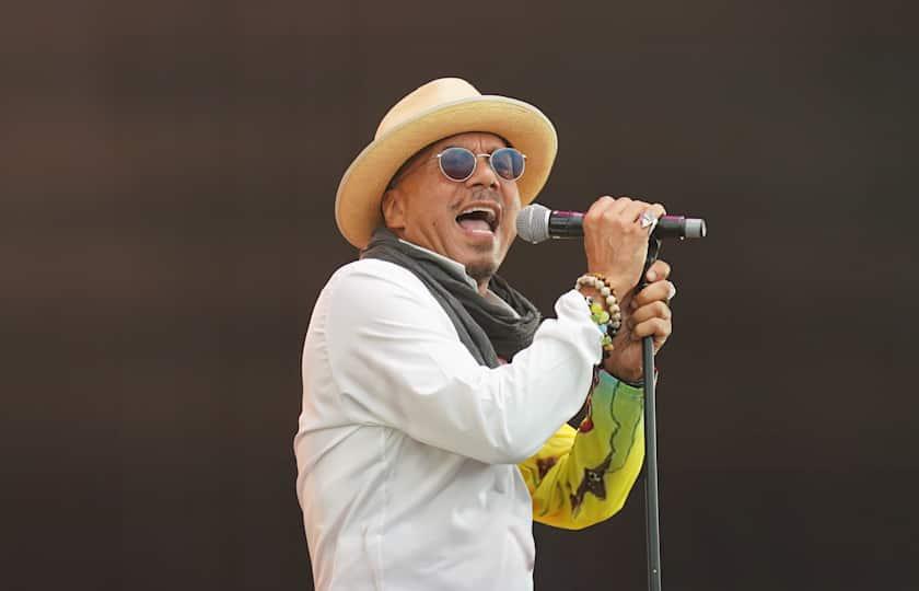 Howard Hewett