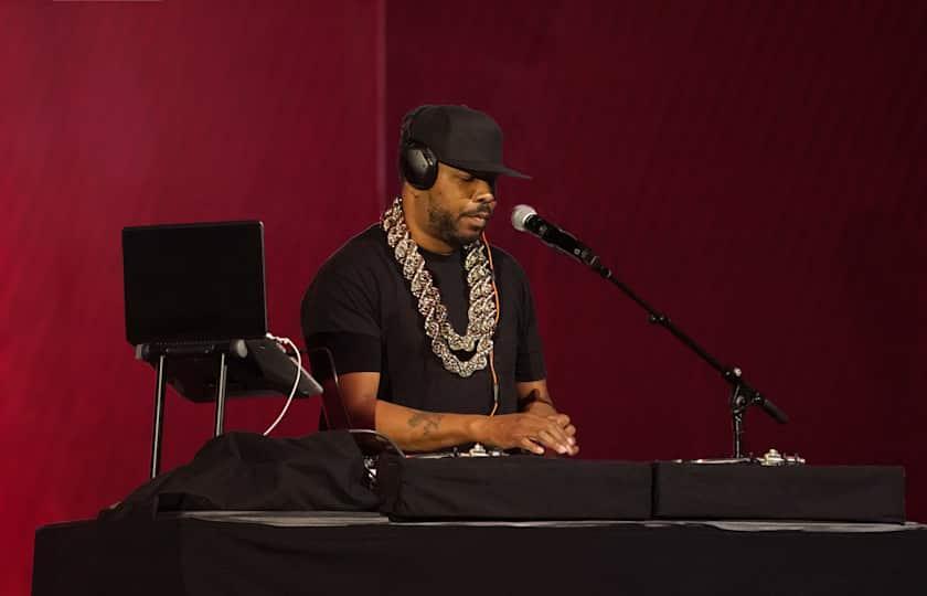 Sunday Jamz W/ DJ Scratch