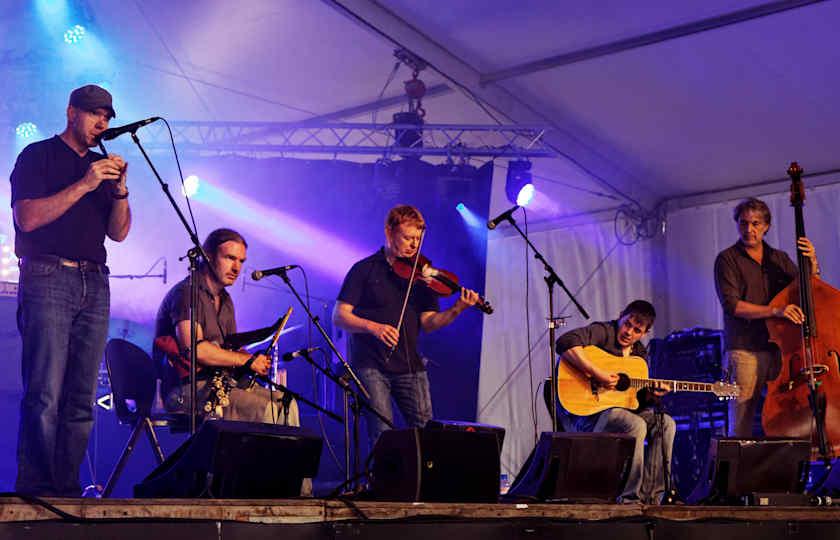 Lunasa - Irish Christmas Celebration