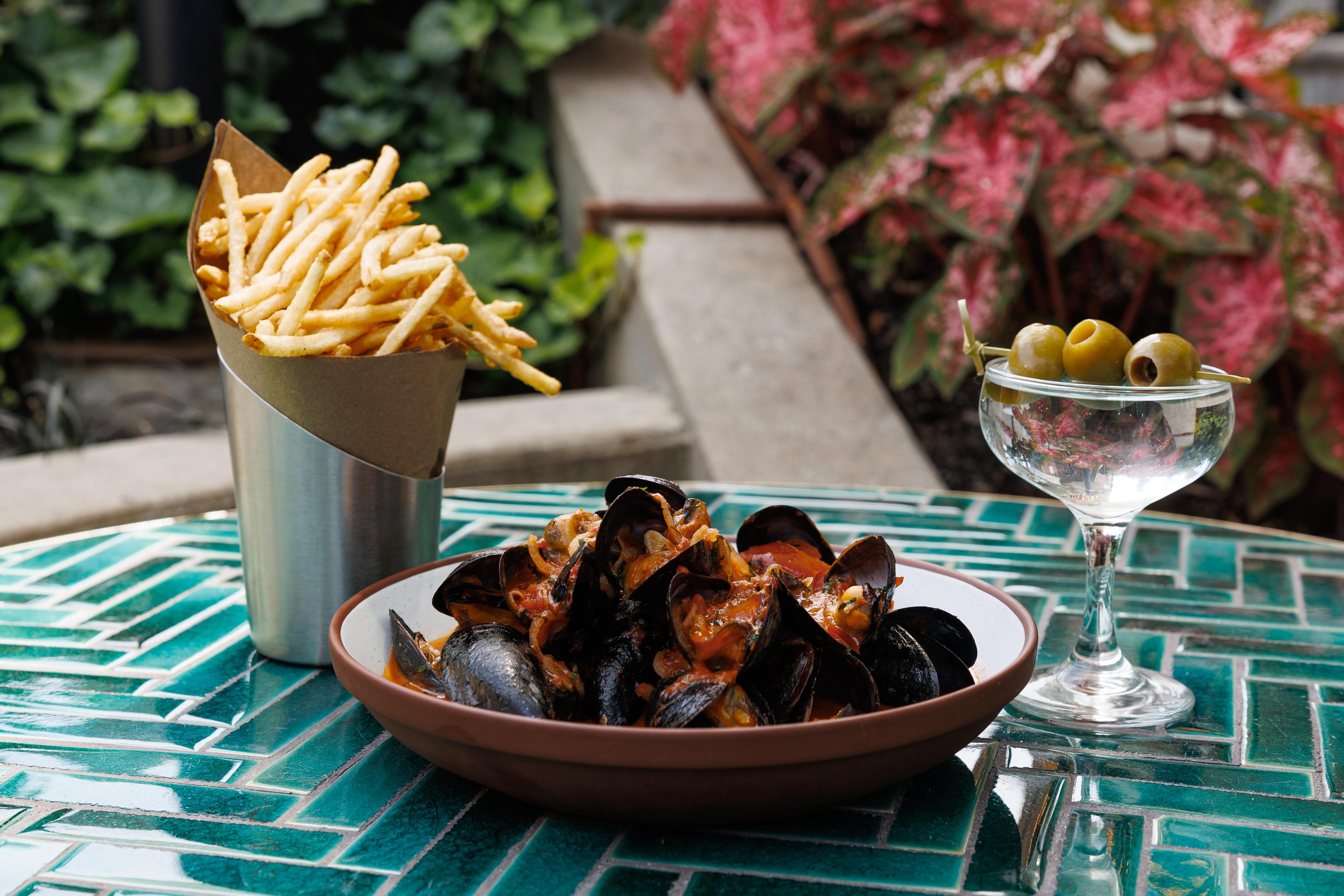 Summer Wine & Brine at Sungold 