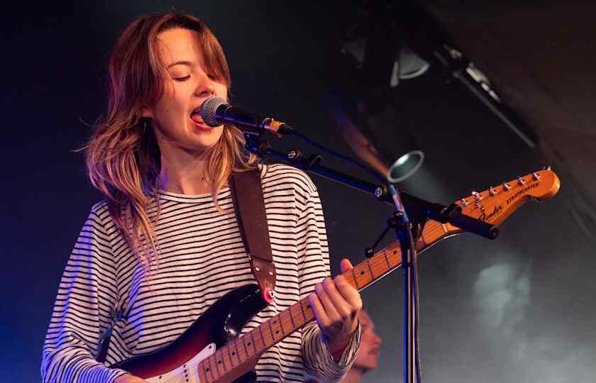 THE BELAIR LIP BOMBS / DUST