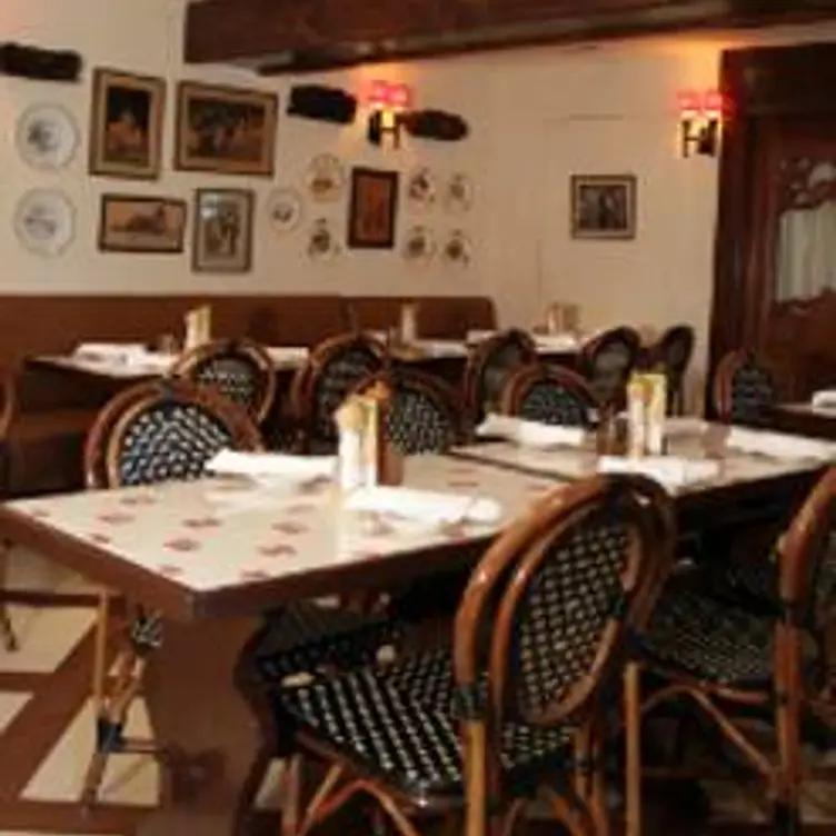 Jacques' Brasserie at L'Auberge Chez Francois