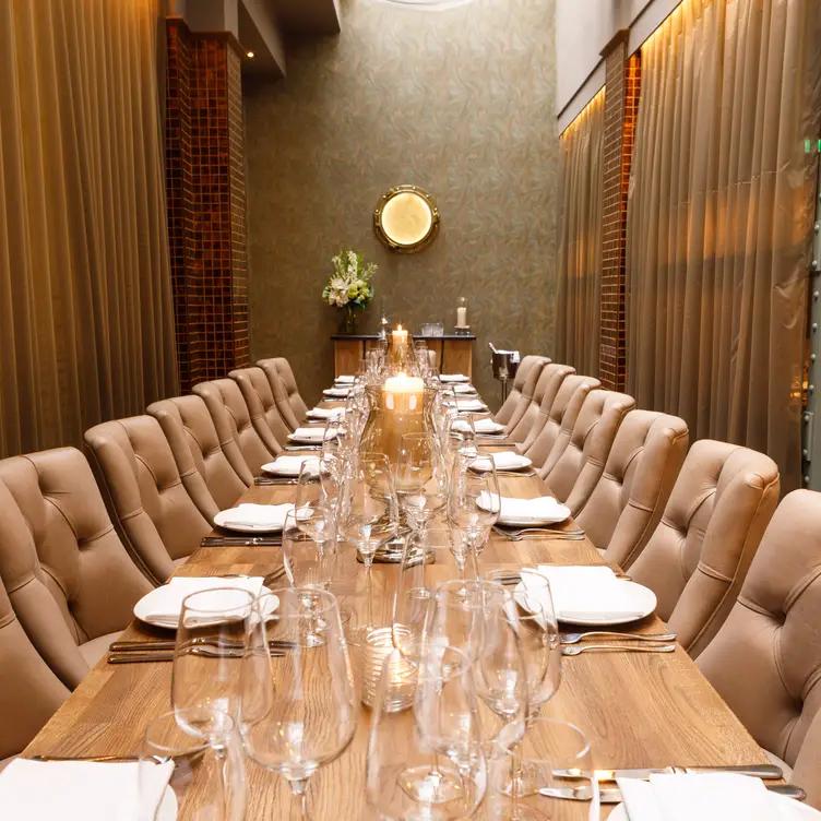 SOLE Seafood & Grill