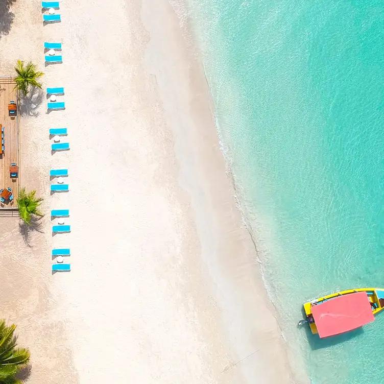 Miss Lily’s at Skylark Negril