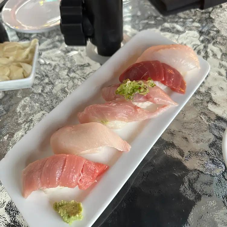 Taka Sushi