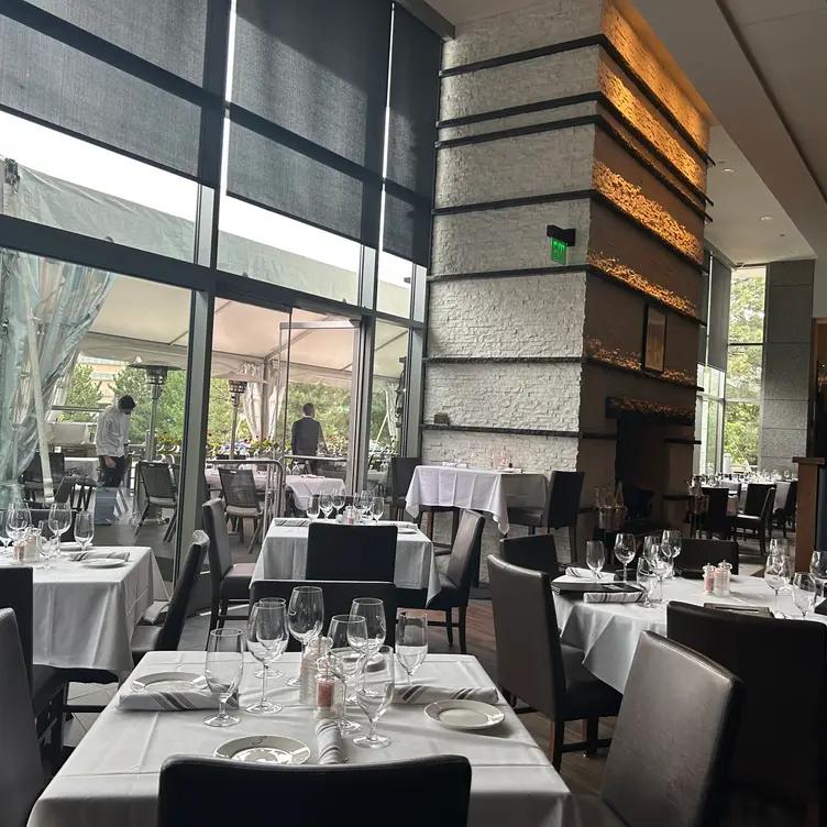 Shanahan's Steakhouse