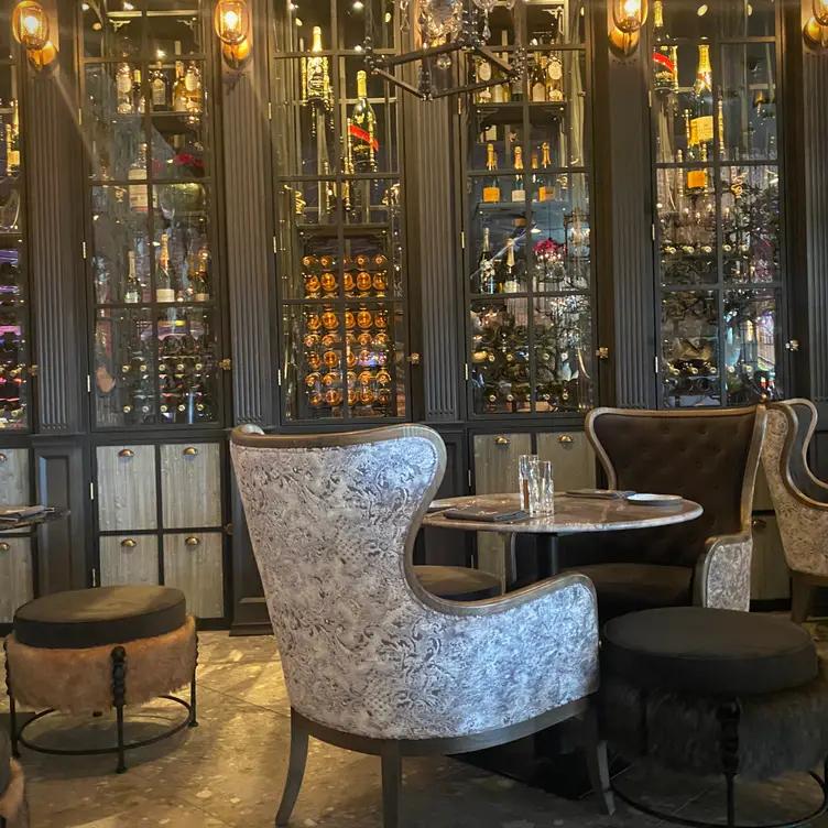 Wolf by Vanderpump - Harveys Lake Tahoe