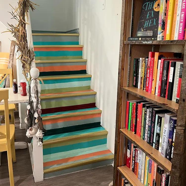 Tide & Tales Bistro and Bookstore