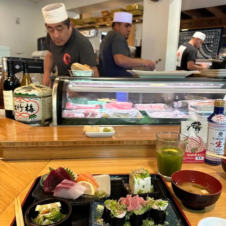 Japanese Restaurant Goshi