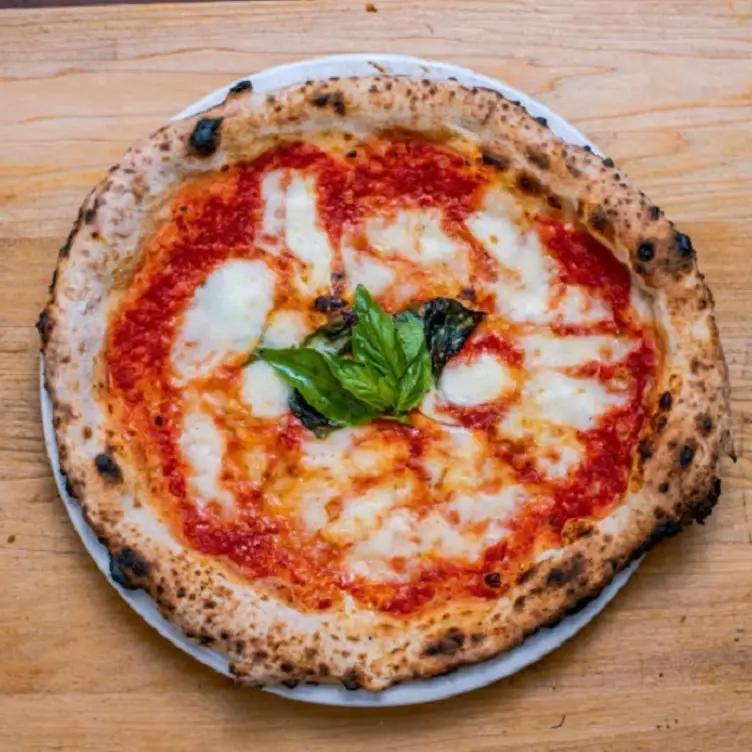 La Pizza & La Pasta - Eataly Yorkville