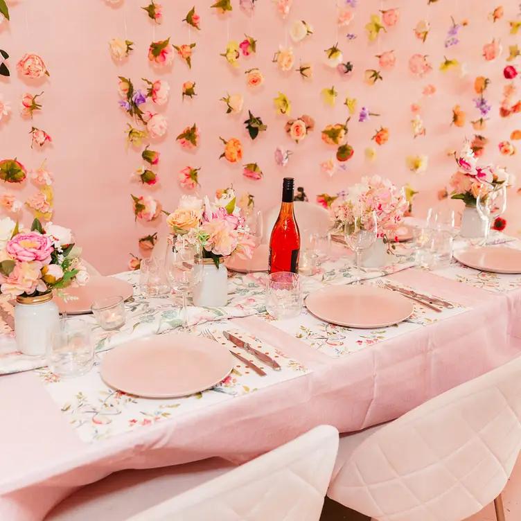 Brew and Bloom-Downtown