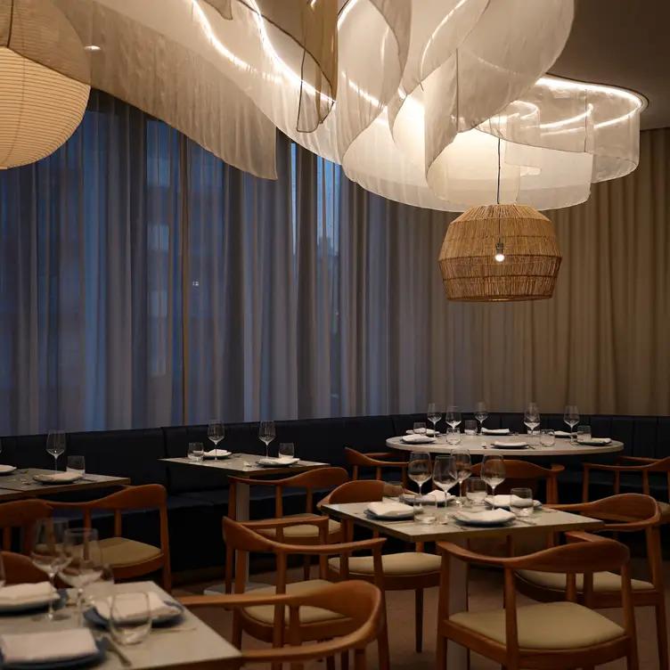 Coast Beach Bar & Kitchen