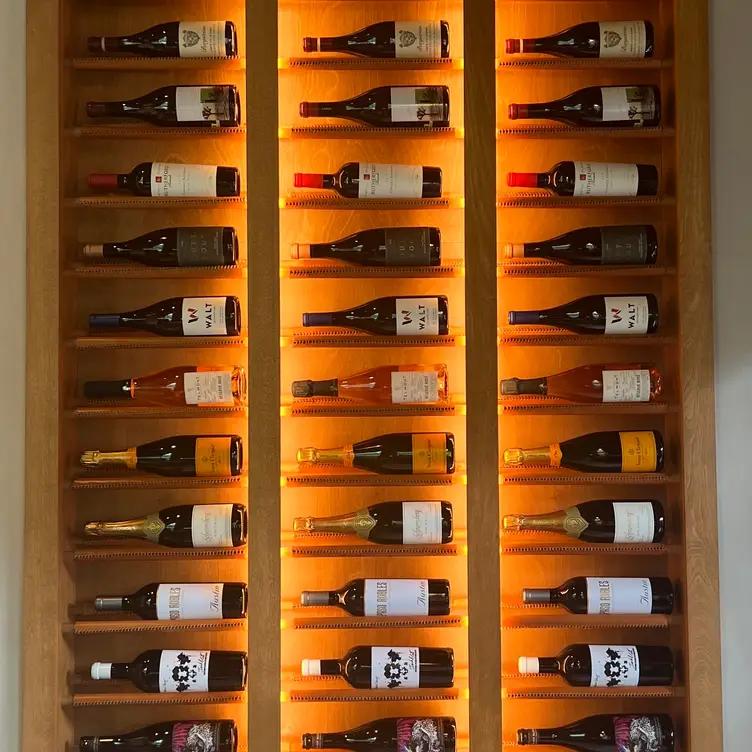 Maggie's - Desolation Hotel