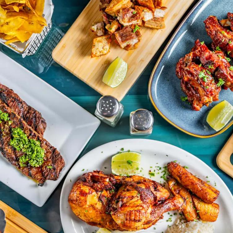 Smugglers Cocina Cubana