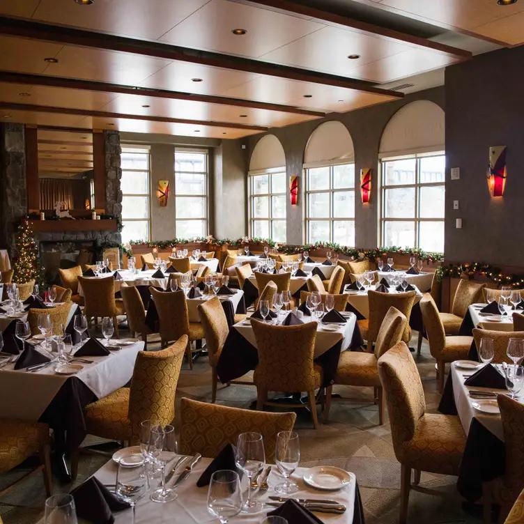 Eddie Merlot's Prime Aged Beef & Seafood - Englewood