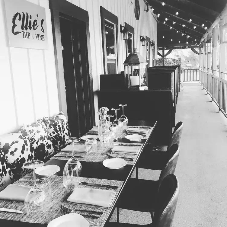 Ellie's Tap & Vine