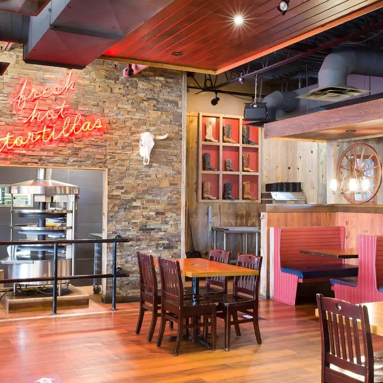 Lone Star Texas Grill - Oakville