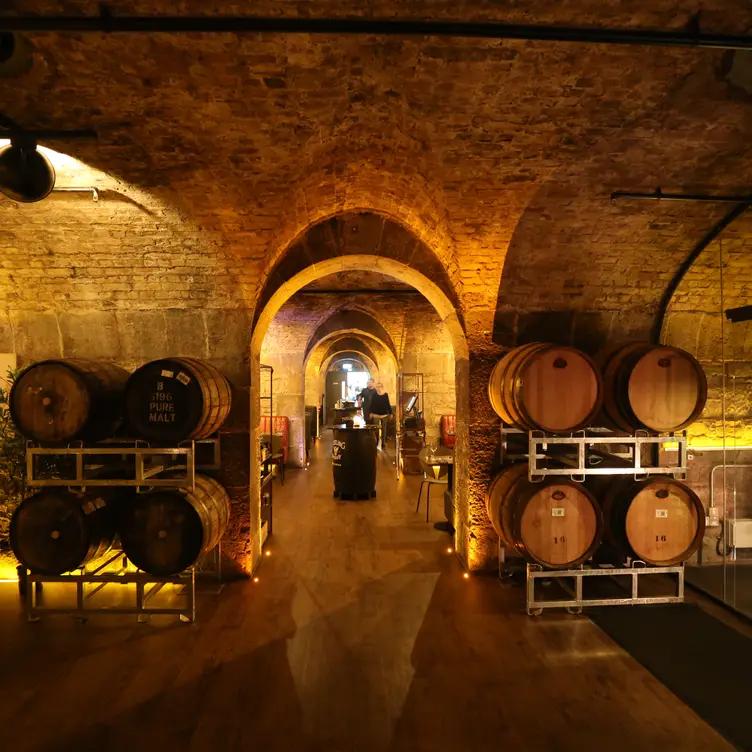 Urban Brewing Bar & Restaurant