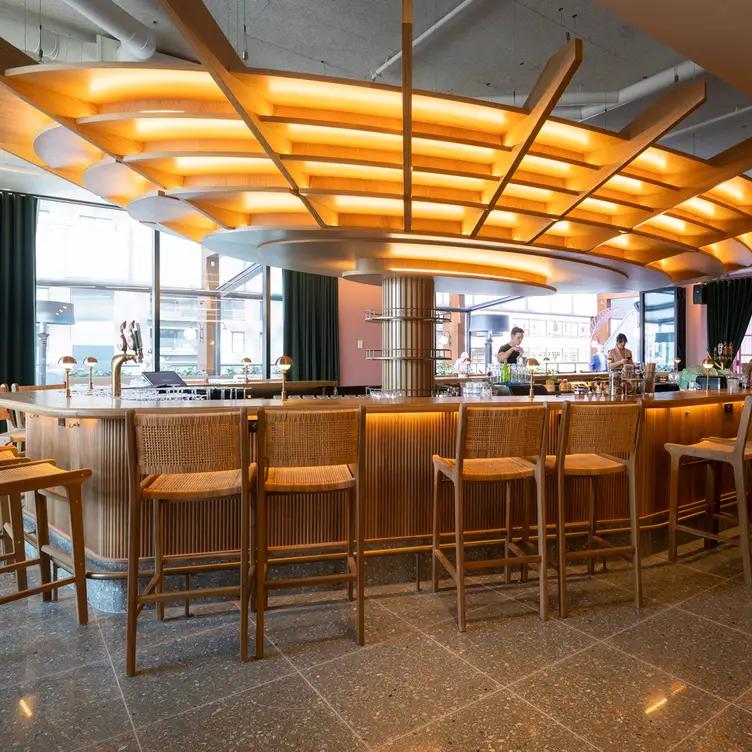 Muze Lounge & Terrasse