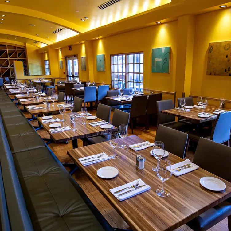 Seasons Rotisserie & Grill