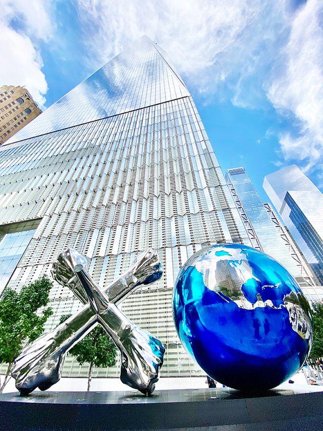 Lincoln Road Unveils Monumental Sculptures for Art Week Miami Beach