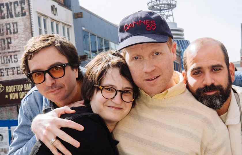 Real Estate: MORE TOUR