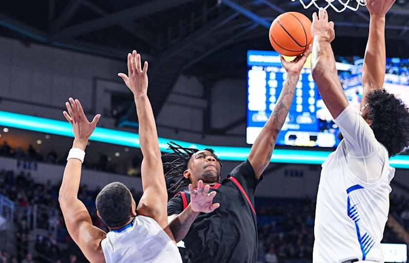 Morehead State Eagles at SIU Edwardsville Cougars Basketball